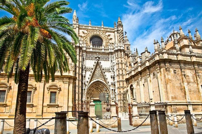 Sunset Guided Bike Tour in Seville - Key points to know before you book
