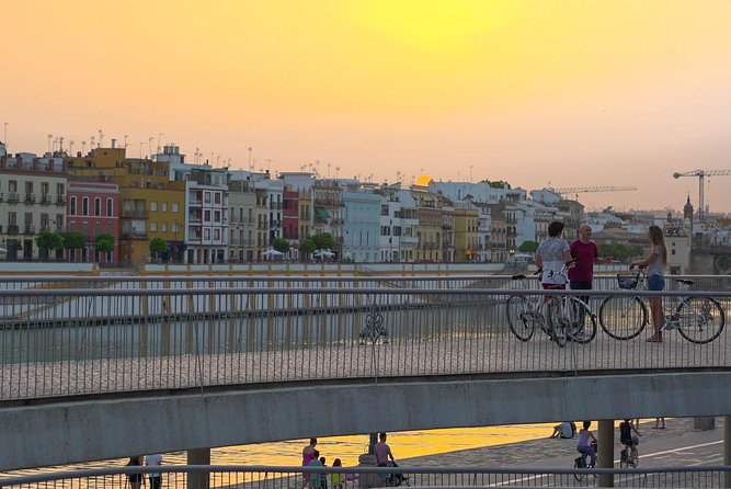 Sunset Guided Bike Tour in Seville - Why a bike is a smart way to meet Seville