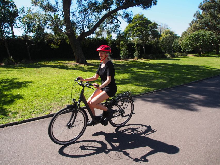 Sydney: Guided Harbour E-Bike Tour - What the commentary adds