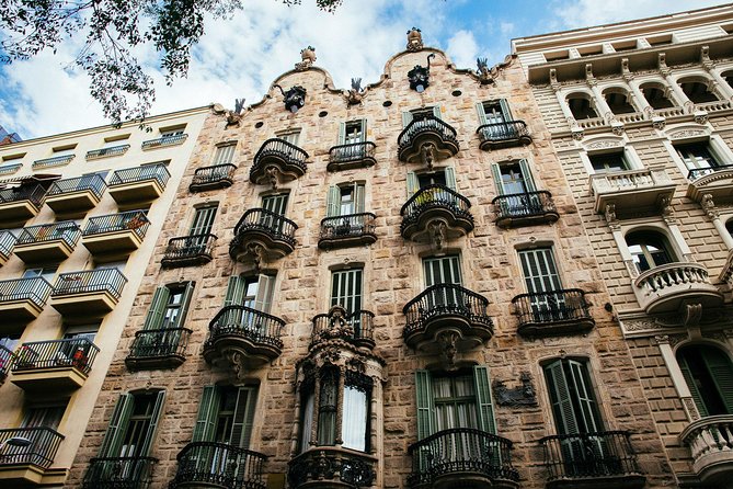 The Beauty of Barcelona by Bike: Private Tour - Casa Calvet, Casa Milà, and the changing route