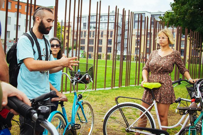 The Beauty of Berlin by Bike: Private Tour - Brandenburg Gate and the symbols of Berlin
