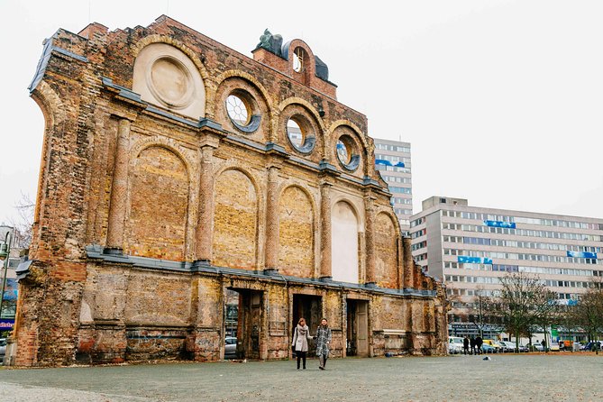The Beauty of Berlin by Bike: Private Tour - Checkpoint Charlie and the Wall years
