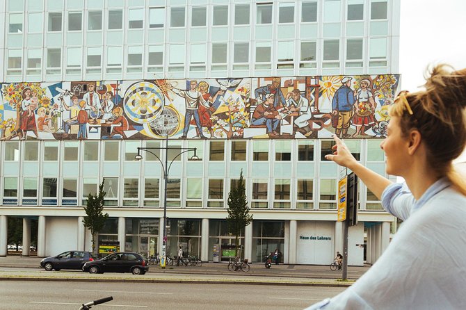 The Beauty of Berlin by Bike: Private Tour - A German snack during the ride
