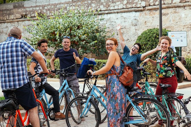 The Beauty of Valencia by Bike: Private Tour - Starting at Plaza de Manises and choosing your bike