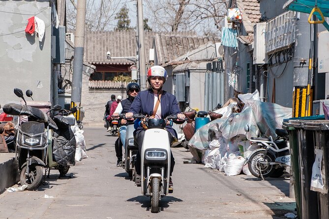 The Hutong Experience by Bike - Riding through centuries-old lanes