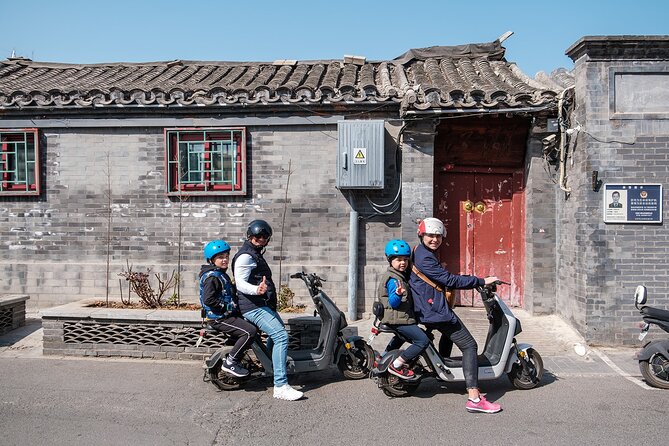 The Hutong Experience by Bike - Cafés, rooftops, and optional adventure
