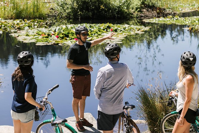 The Stanley Park Bicycle Tour by Cycle City Tours - Brockton Point totems and the lighthouse