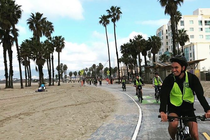 The Ultimate LA Tour: Full Day Sightseeing Tour On Electric Bike - Venice Beach, Muscle Beach, and the Boardwalk