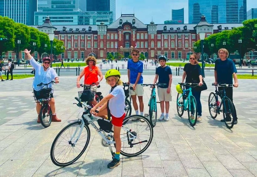 Tokyo: 3-Hour Bike or E-Bike City Highlights Tour - Hibiya Park and the Imperial Palace