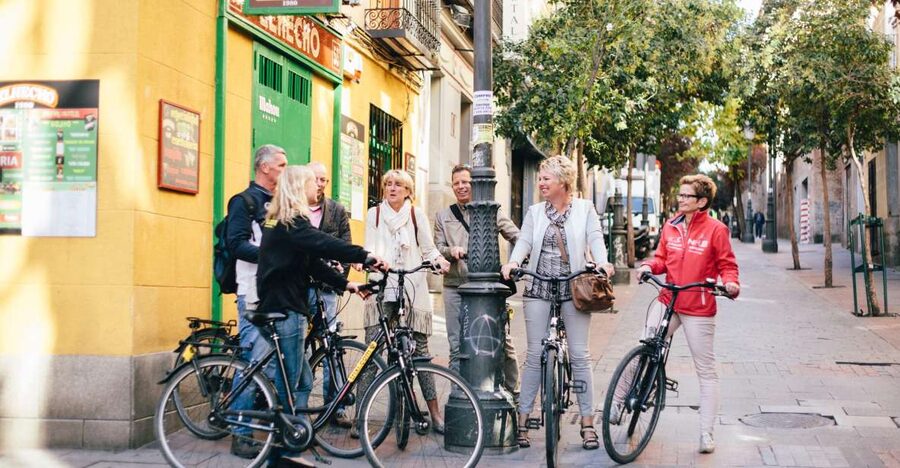 Top highlights of Madrid Bike Tour- 3hrs (e-bike optional) - Key points at a glance