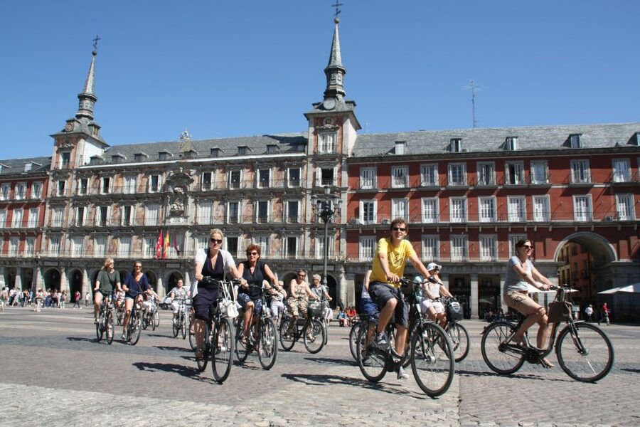Top highlights of Madrid Bike Tour- 3hrs (e-bike optional) - Why a bicycle works so well in Madrid