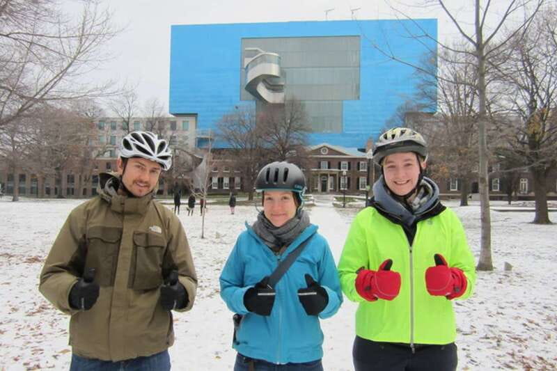Toronto: Heart of Downtown 3.5-Hour Bike Tour - The cultural landmarks around Dundas Square and City Hall