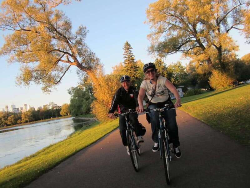Toronto Islands: Morning or Twilight 3.5-Hour Bike Tour - Who will enjoy this tour most?