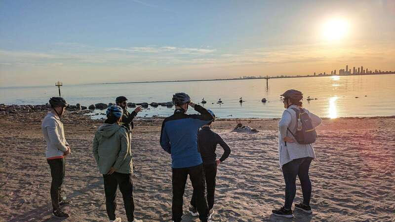 Toronto Islands: Morning or Twilight 3.5-Hour Bike Tour - How much personal attention should you expect?