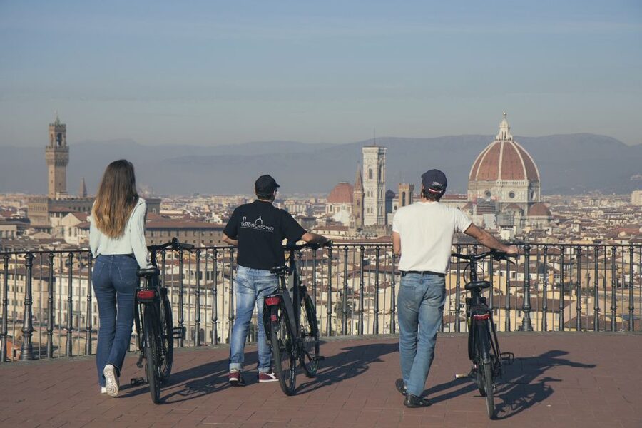 Tuscany: E-Bike Tour from Florence with Lunch - Riding the Chianti roads by electric bike