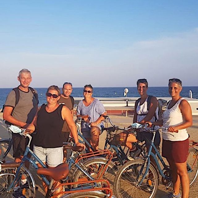 Unusual Barcelona Bike Tour in French - The first part of the ride: getting your bearings