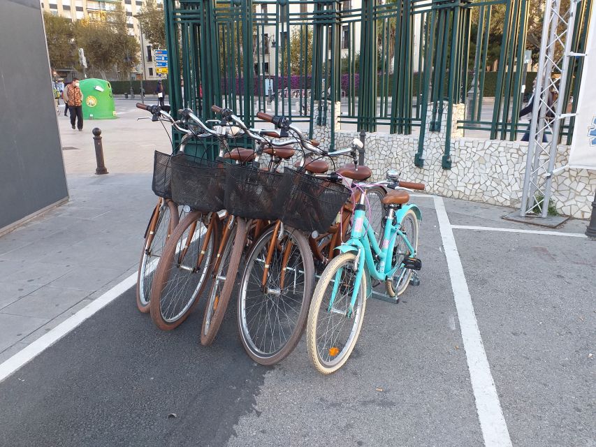 Valencia: Bike Rental for 1 to 4 Days - Picking up the bike at Estació del Nord