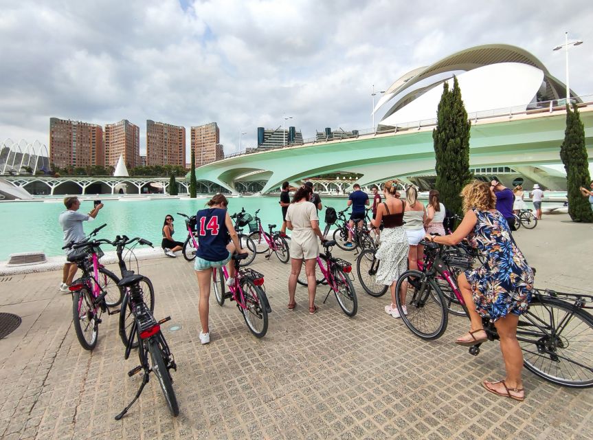 Valencia: City Highlights Guided Bike Tour - The City of Arts and Sciences