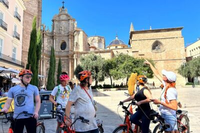 Valencia City Highlights in Guided Bike or E-Bike Tour