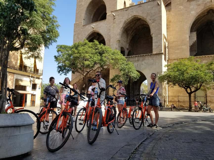 Valencia: Immersive Bike & E-Bike Storytelling Tour - Why This Short Bike Tour Works So Well