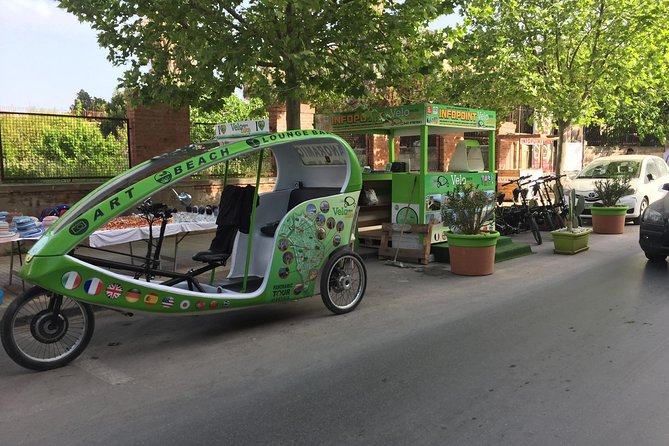 Velobike tour ecologico guidato con soste per visitare i monument - Castello Maniace and the old fortifications