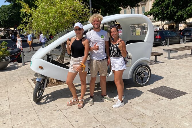 Velobike tour ecologico guidato con soste per visitare i monument - The guides make a real difference