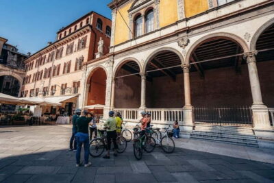 Verona e-Bike Tour: City Center and Panoramic Views