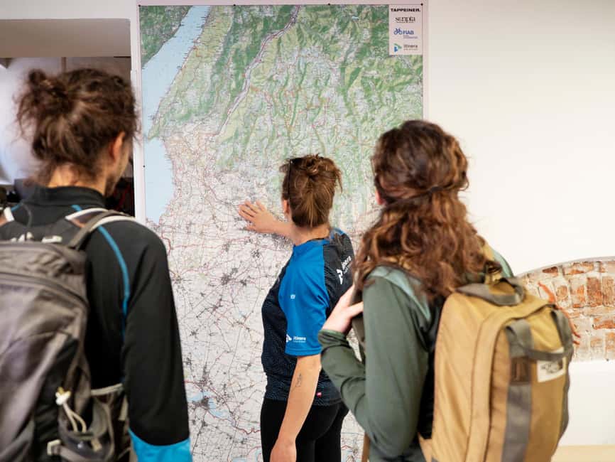 Verona: Valpolicella Wine Self-Guided E-Bike Tour & Tastings - Leaving Verona by e-bike