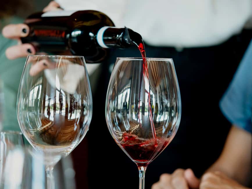 Verona: Valpolicella Wine Self-Guided E-Bike Tour & Tastings - Make room for lunch before the winery