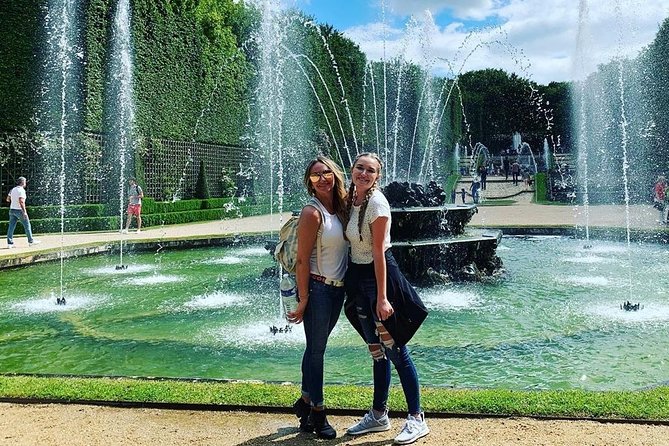 Versailles Bike Tour with Market, Gardens & Guided Palace Tour - Marie-Antoinette’s Hamlet and private royal life
