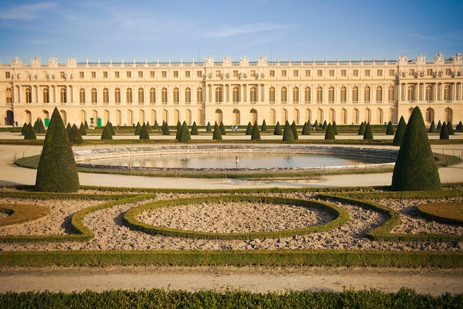 Versailles Domain Bike Tour with Palace Entry by Train from Paris - Trianon and Marie Antoinette’s Hamlet