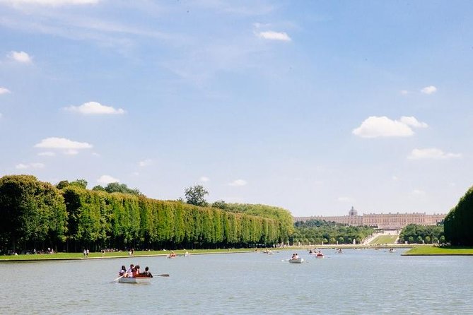 Versailles Full Day Bike Tour with Palace, Gardens, & Picnic - Guides and the quality of the day