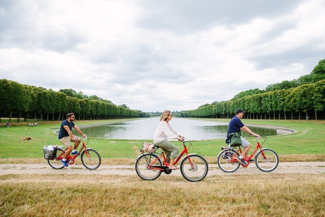 Versailles Half Day eBike - Entering the Grand Trianon