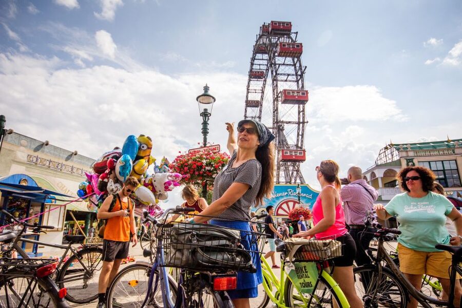 Vienna by Bike 3-Hour All-In-One City Bike Tour in English - Karlskirche and Karlsplatz