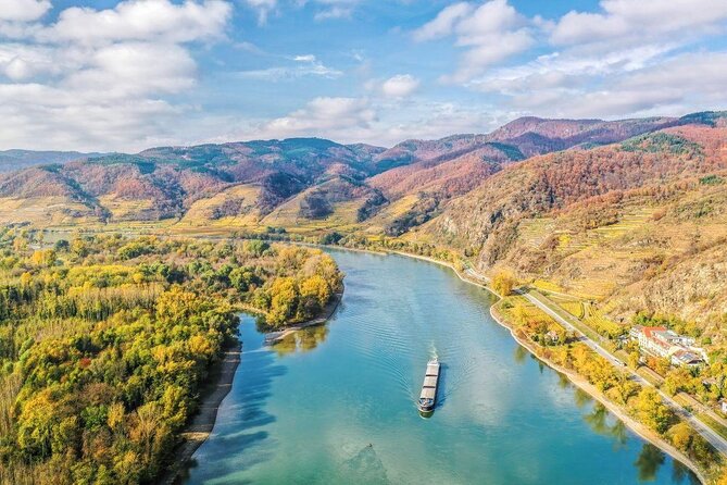 Wachau Valley Wine Tasting Bike Tour from Vienna - From Vienna to Krems by train