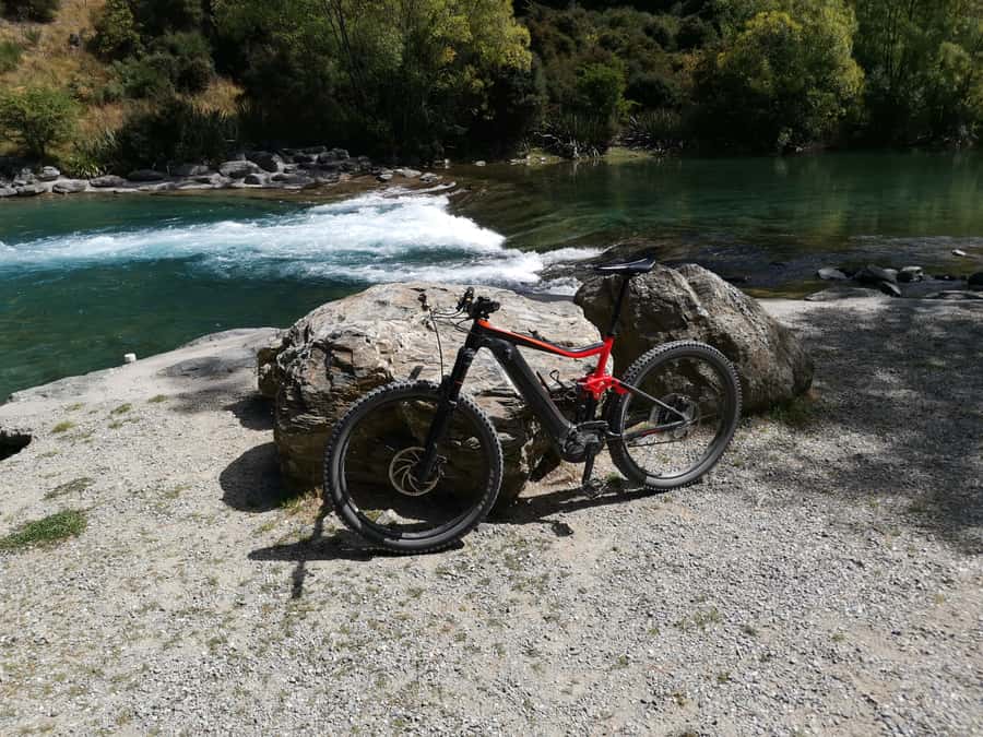 Wanaka: Self-Guided Regular MTB - Lake Hawea to Lake Wanaka - What the $71 price gives you