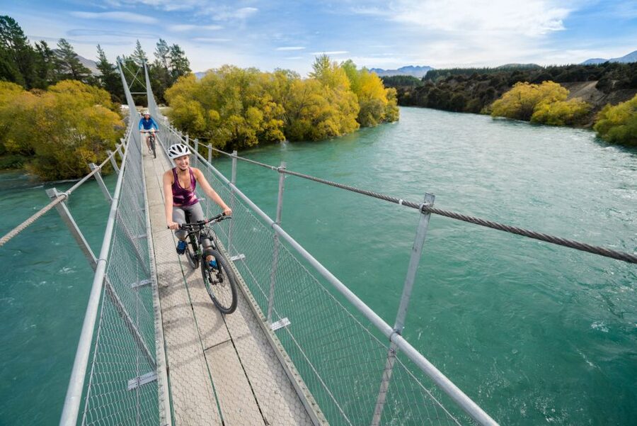 Wanaka: Self-Guided Regular MTB - Lake Hawea to Lake Wanaka - What to bring for changing conditions