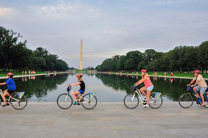 Washington DC Capital Sites Bike Tour - Smithsonian museums and the Washington Monument
