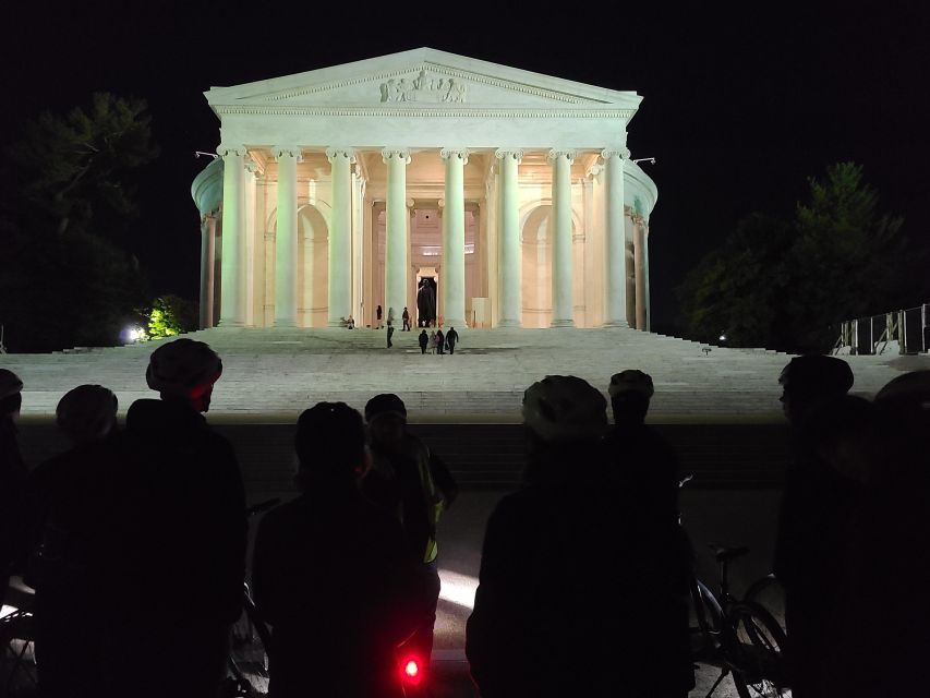 Washington DC: Monuments by Night Bike Tour - Small details that make the ride easier
