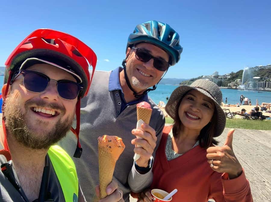 Wellington: Guided Sightseeing Tour by Electric Bike - Safety briefing and getting used to the bike