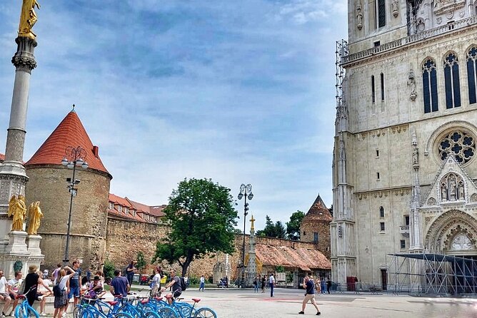 Zagreb Highlights Bike Tour - What the guides add to the ride